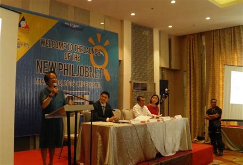DOLE launches enhanced job portal .
